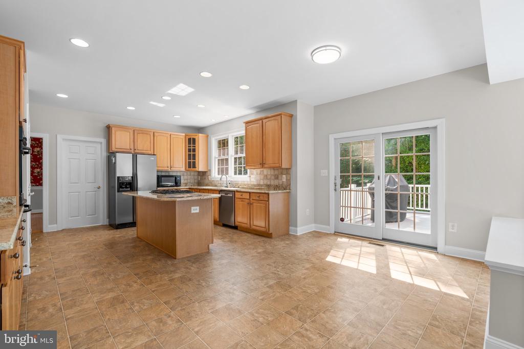 1221 Tailwind Ct