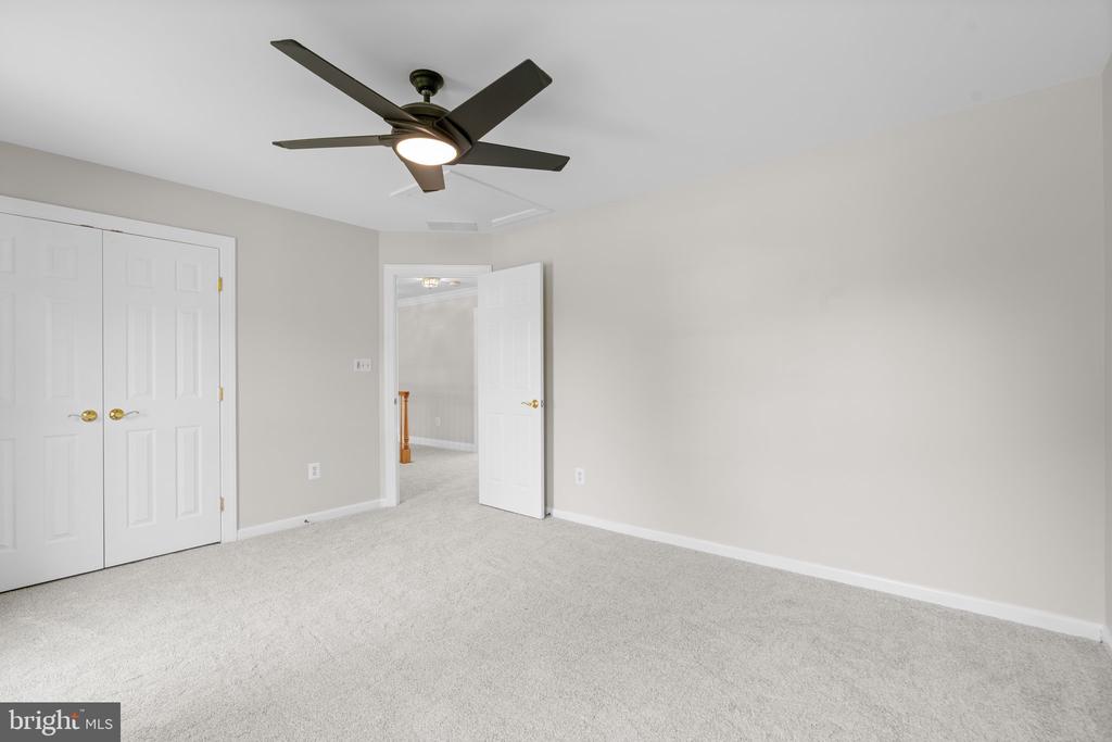 1221 Tailwind Ct