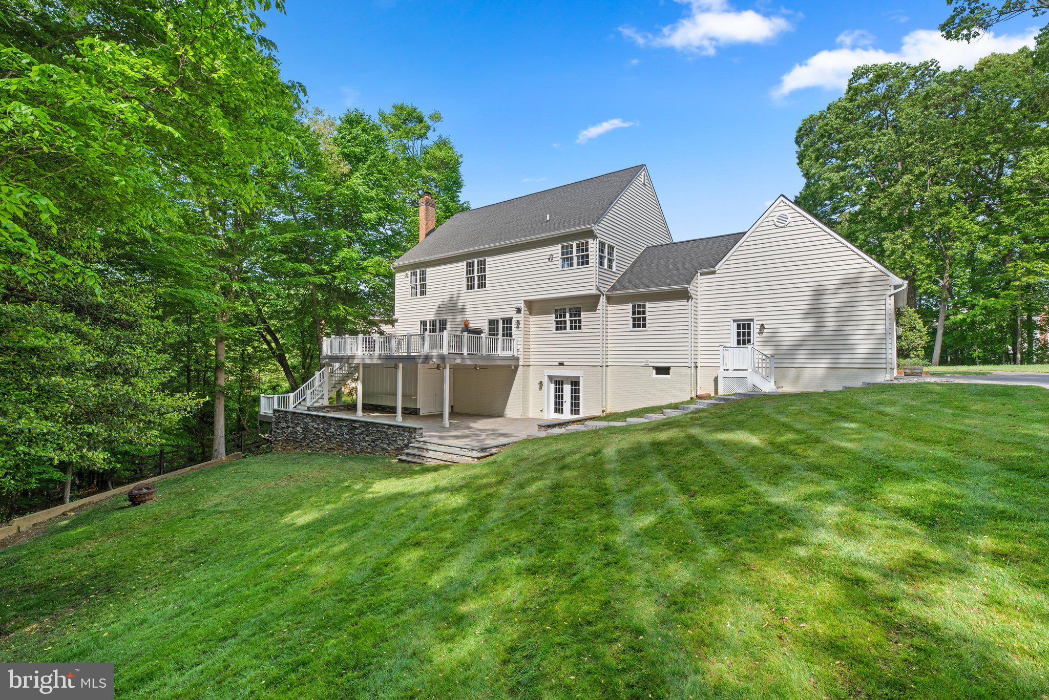 1221 Tailwind Ct