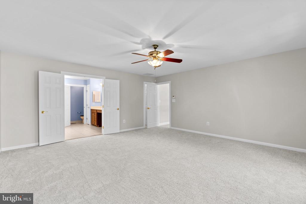 1221 Tailwind Ct