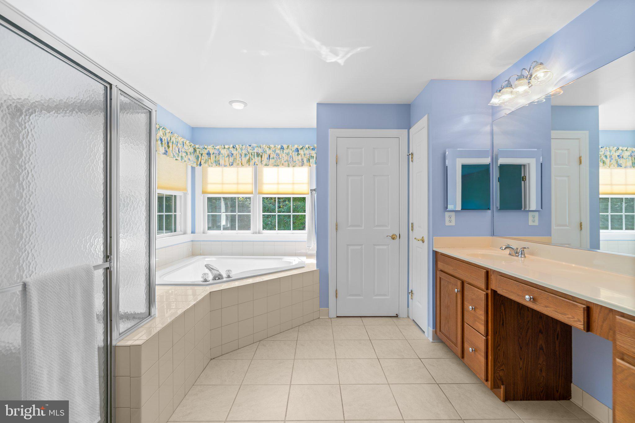1221 Tailwind Ct