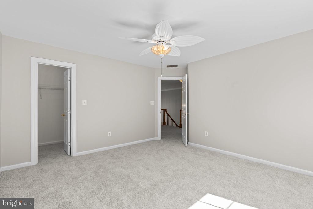 1221 Tailwind Ct