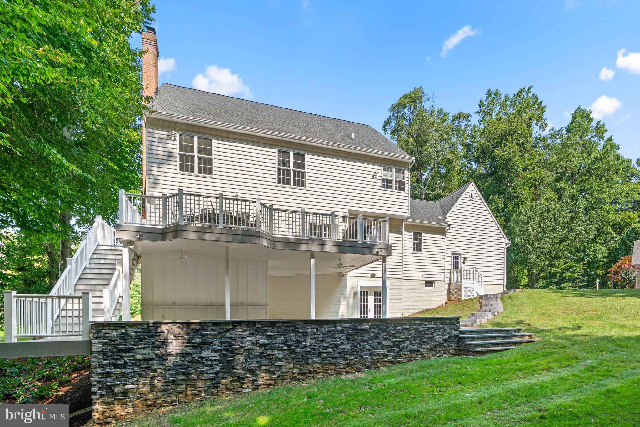 1221 Tailwind Ct