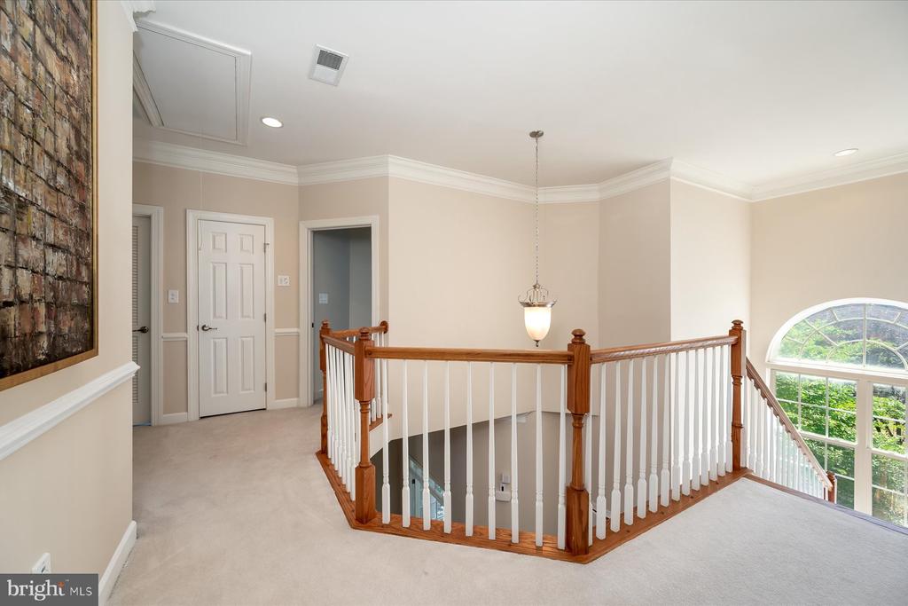 219 Bowen Ct