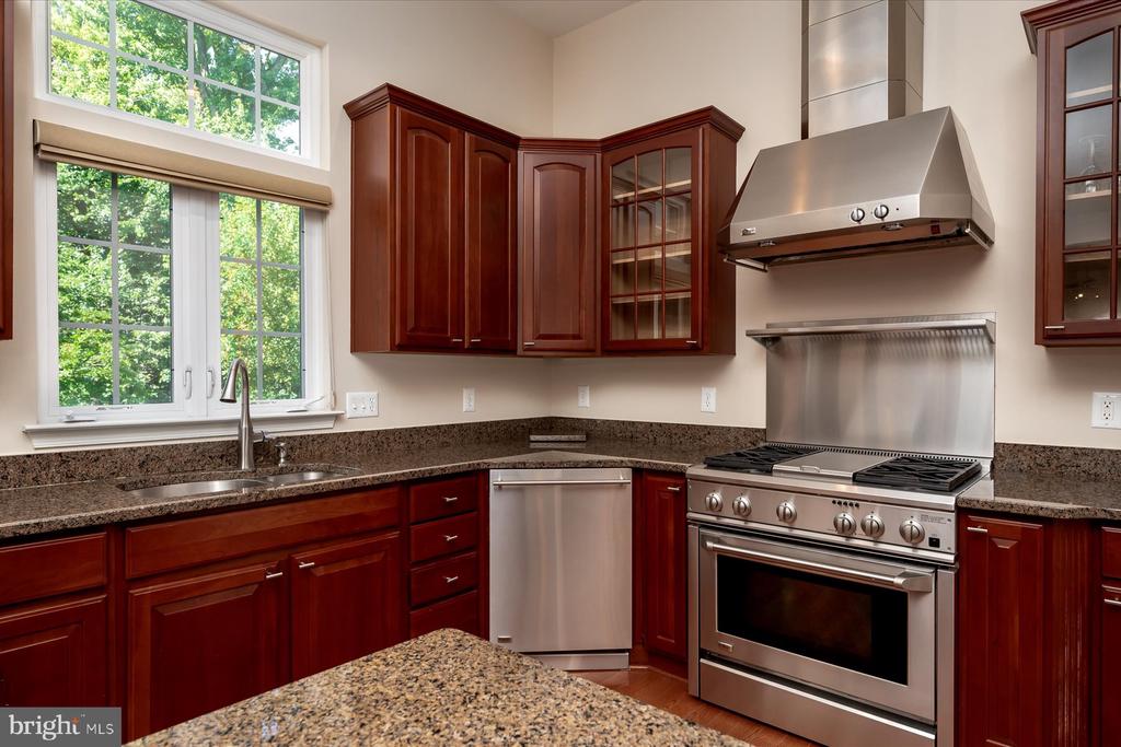 219 Bowen Ct