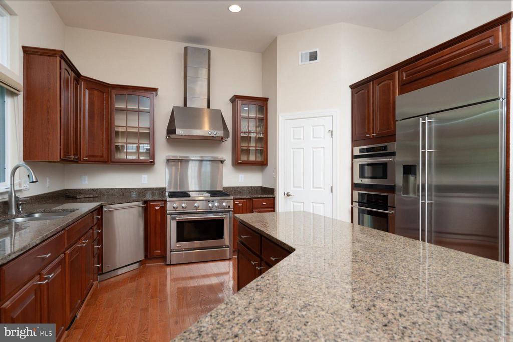 219 Bowen Ct