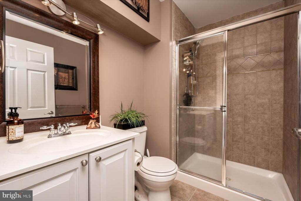 219 Bowen Ct