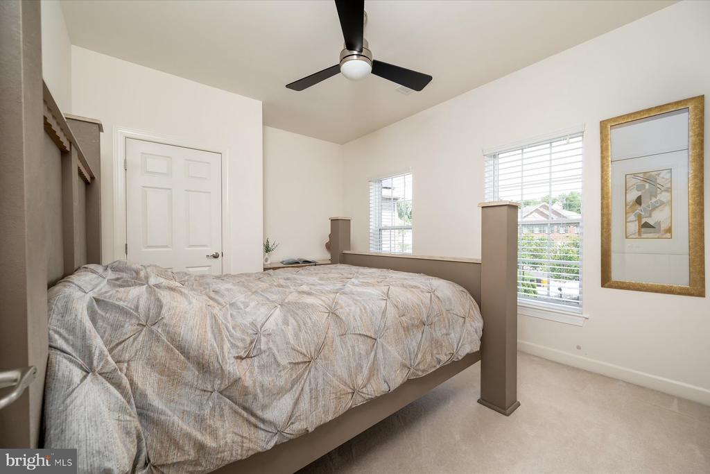 219 Bowen Ct