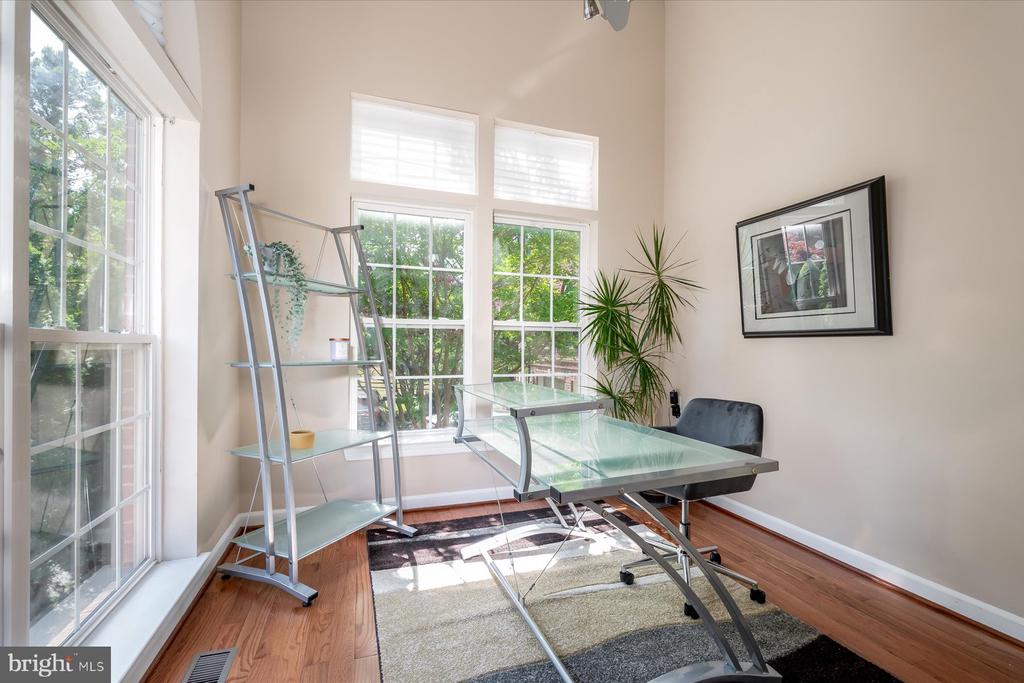 219 Bowen Ct