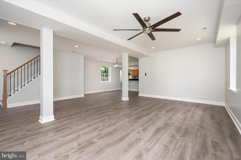 919 Annapolis Ave
