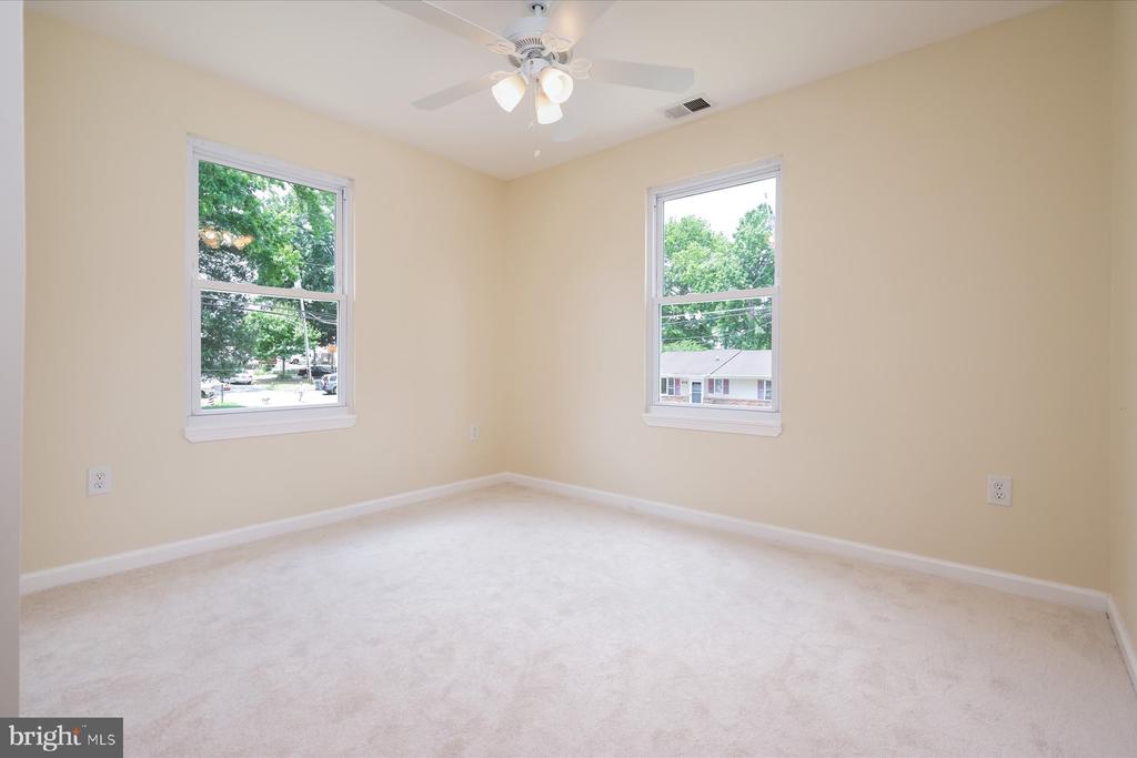 919 Annapolis Ave