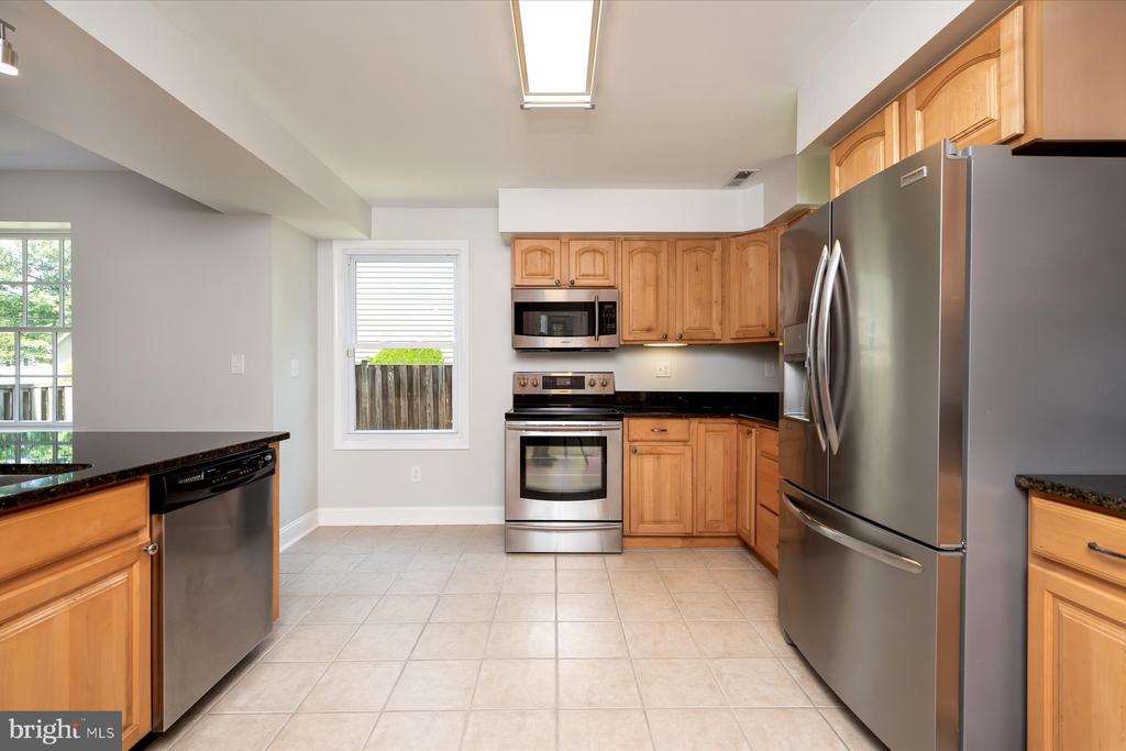 919 Annapolis Ave