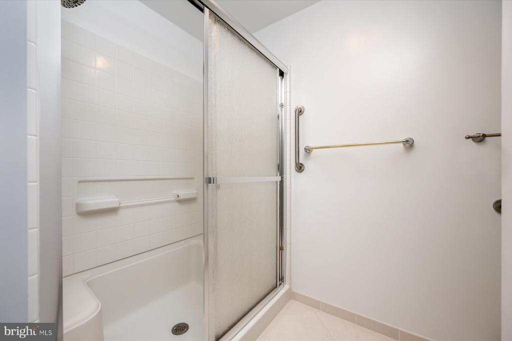 940 Astern Way #302