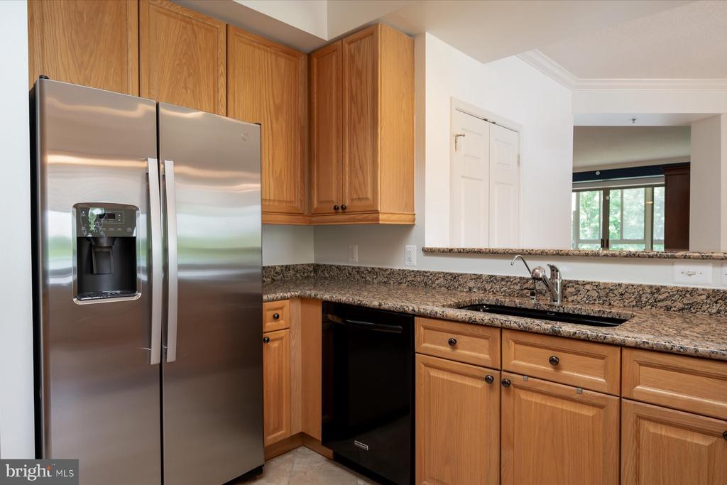 940 Astern Way #302