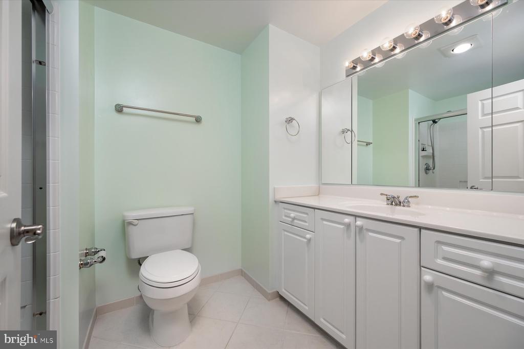 940 Astern Way #302