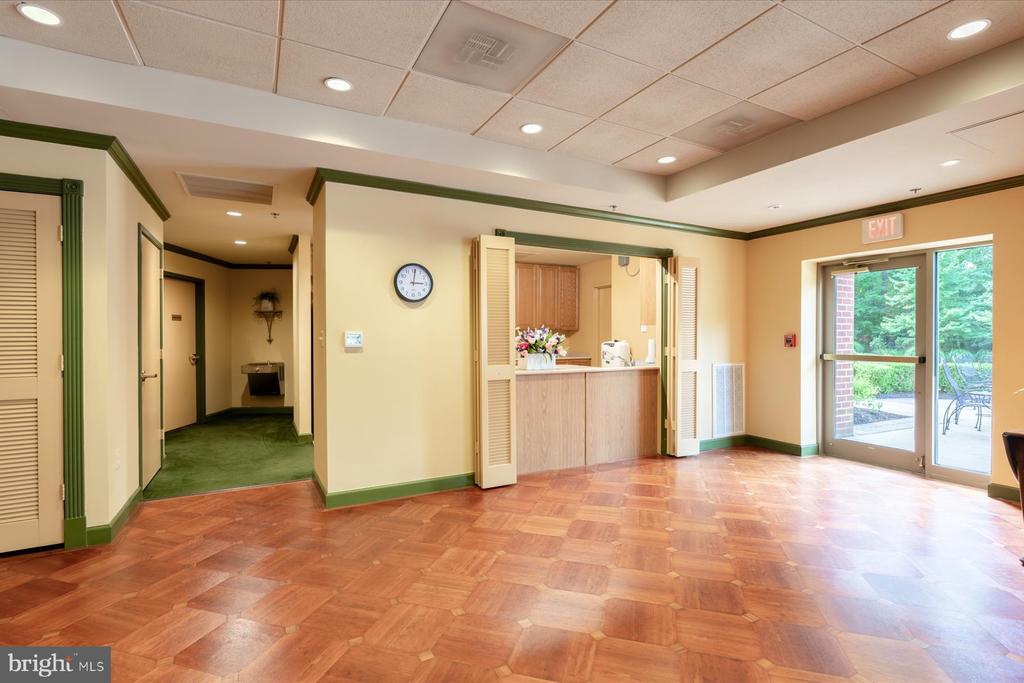 940 Astern Way #302