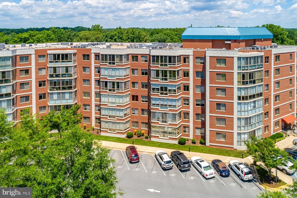 940 Astern Way #302