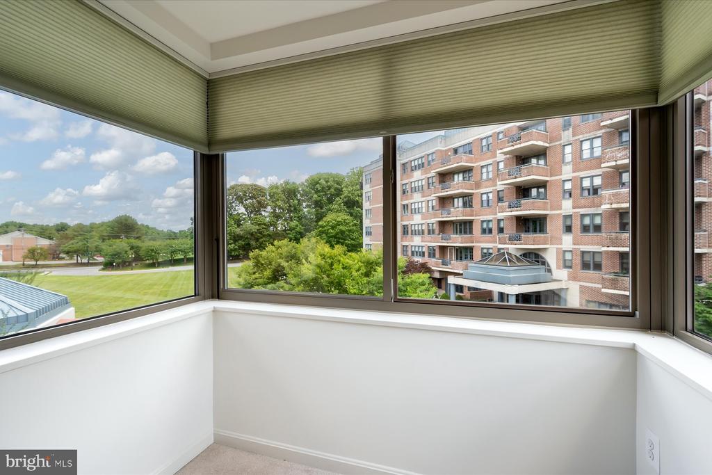 940 Astern Way #302