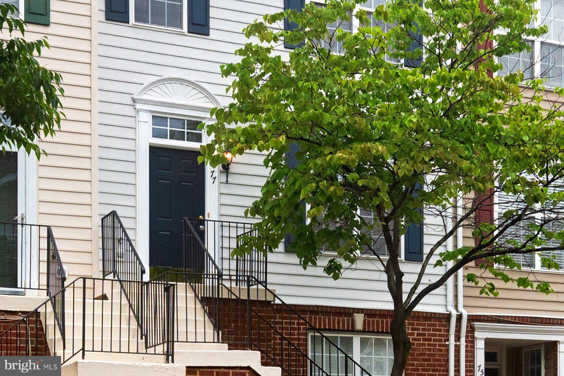 77 HARBOUR HEIGHTS DR #77