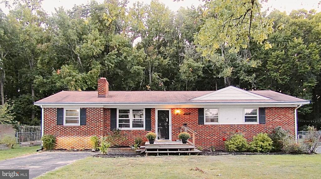 1501 Warfield Rd