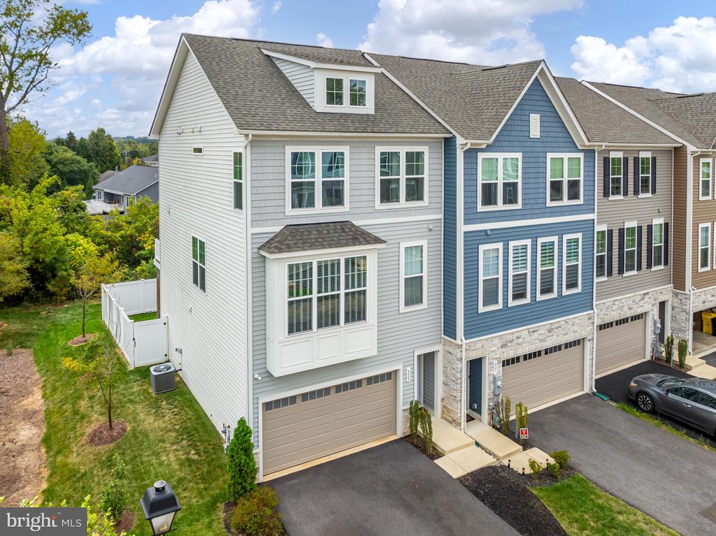 625 Cross Chase Dr