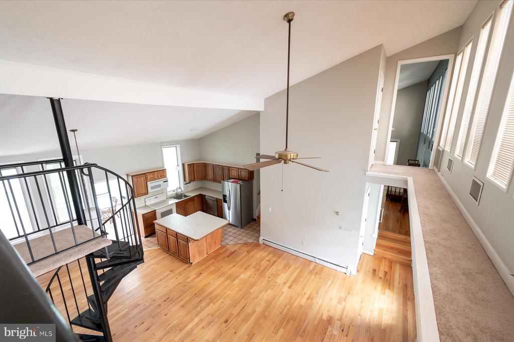 114 W Bay View Dr