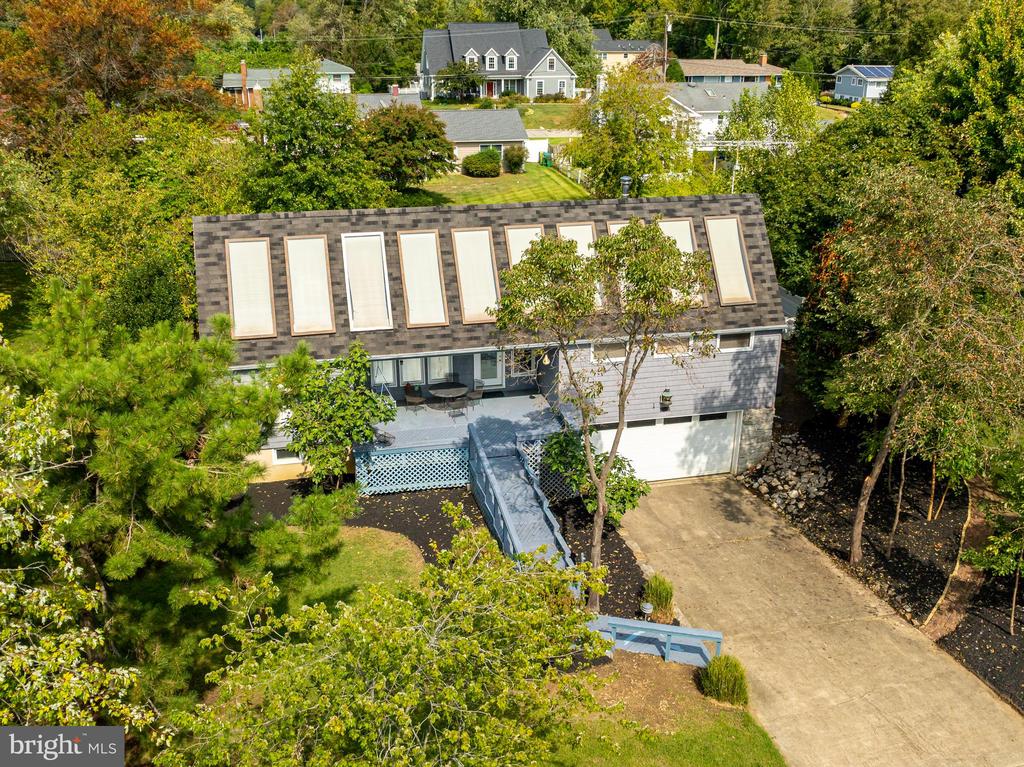 114 W Bay View Dr