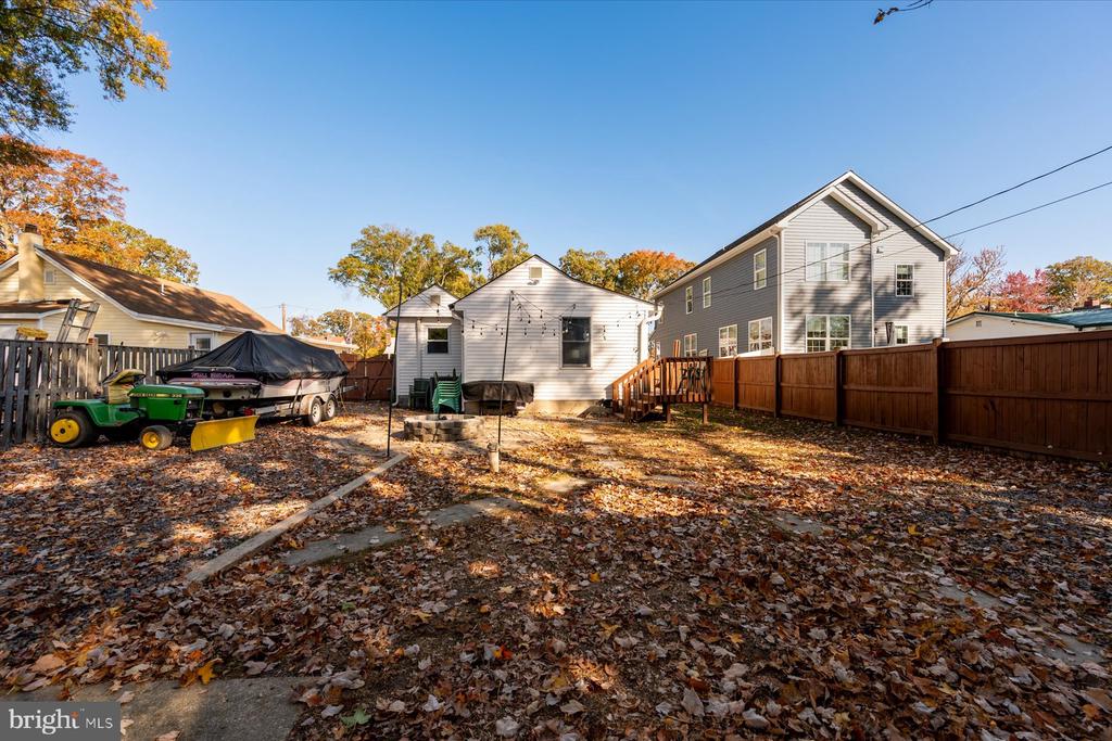 307 LINDEN AVE