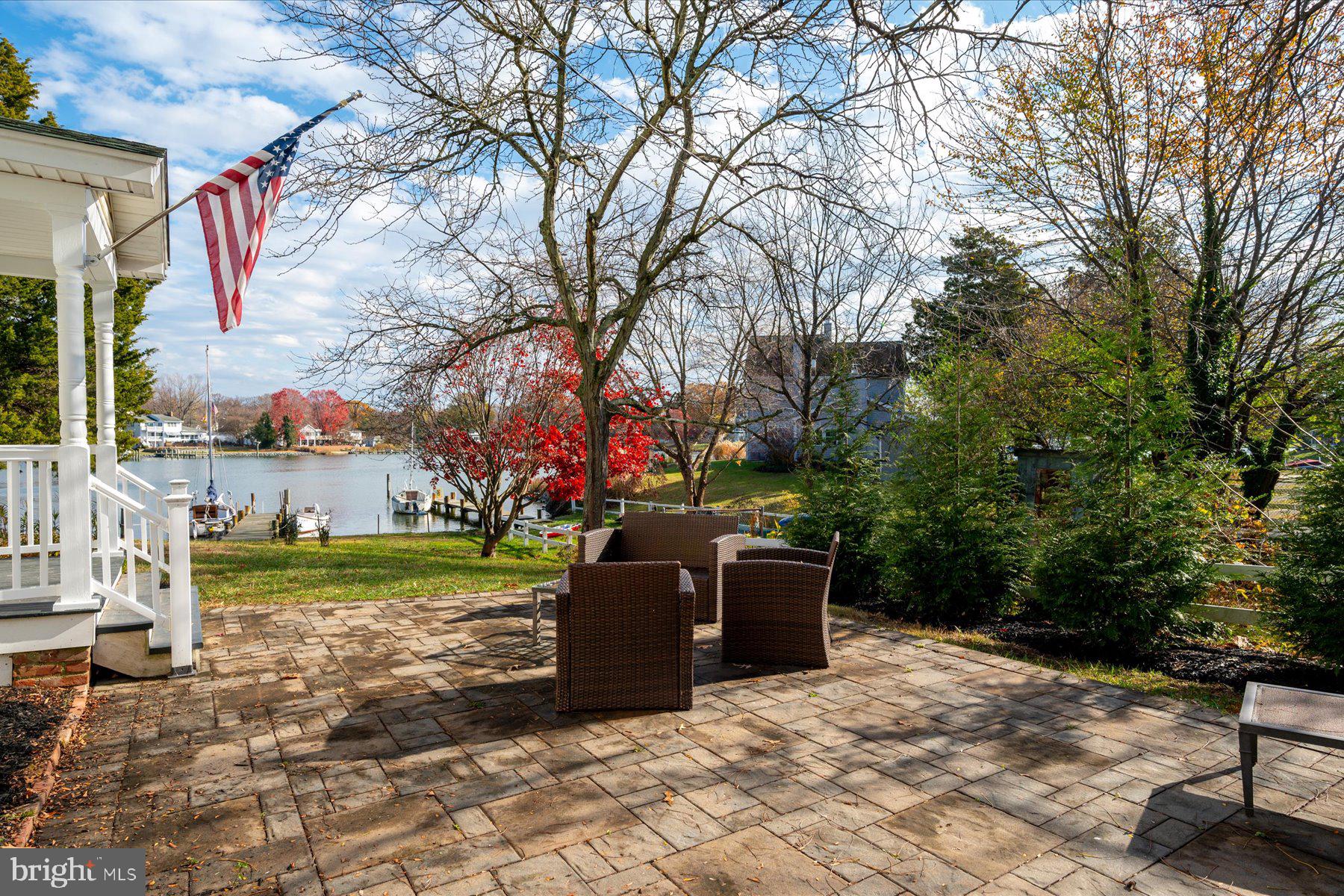 1011 Skiff Cove Rd