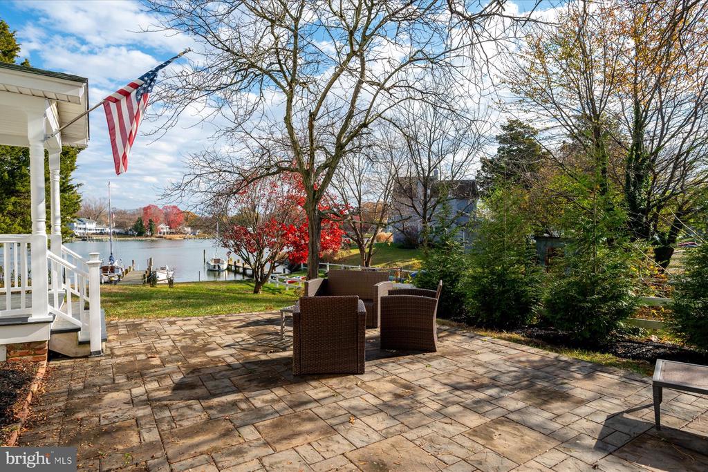 1011 Skiff Cove Rd