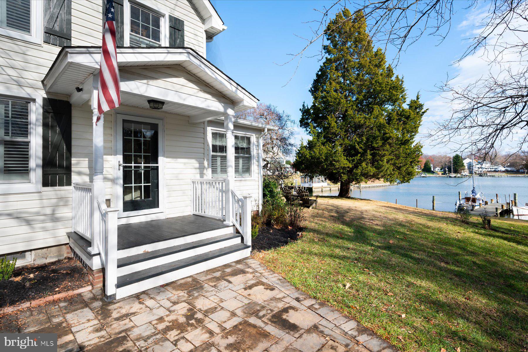1011 Skiff Cove Rd