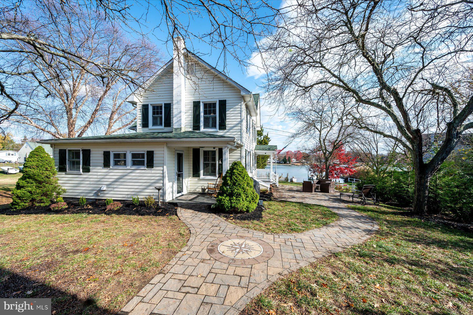 1011 Skiff Cove Rd