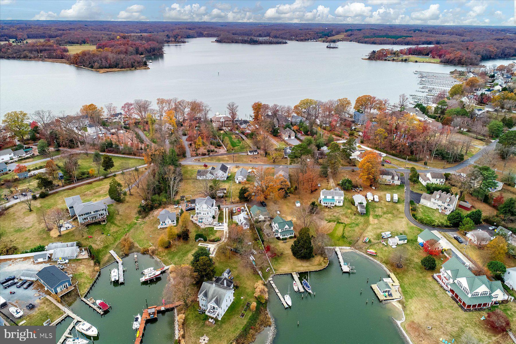 1011 Skiff Cove Rd