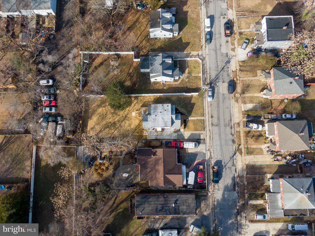 1009 Monroe St