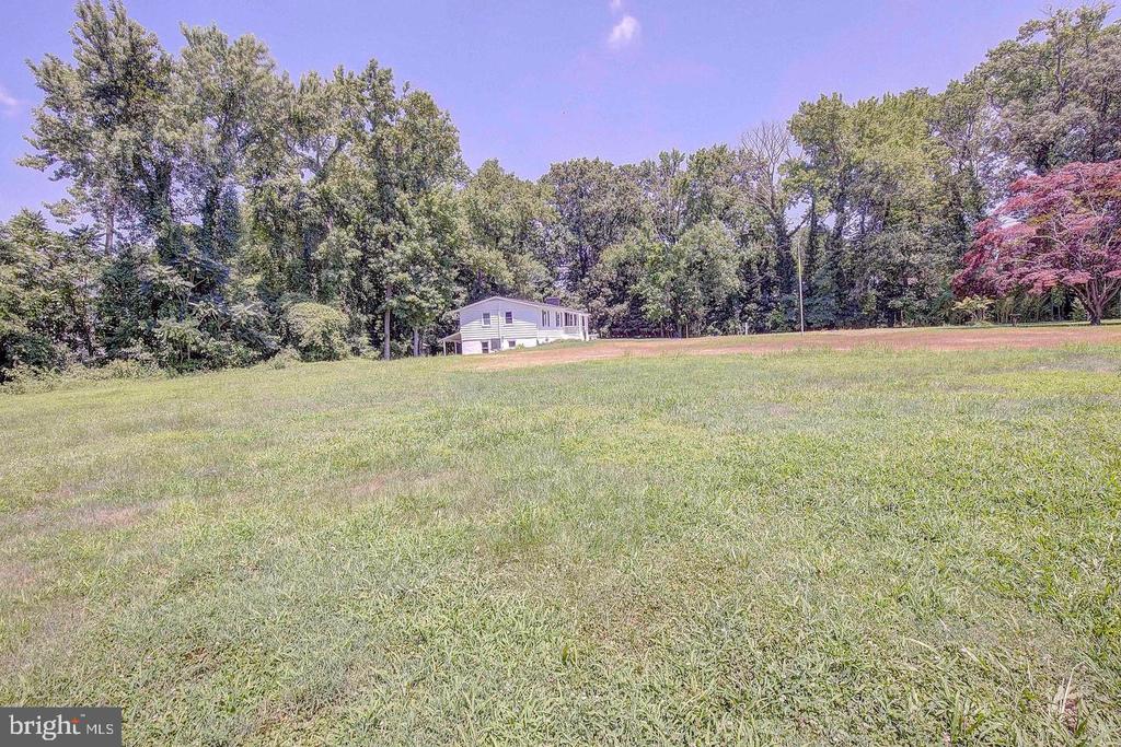 13 Elliott Rd