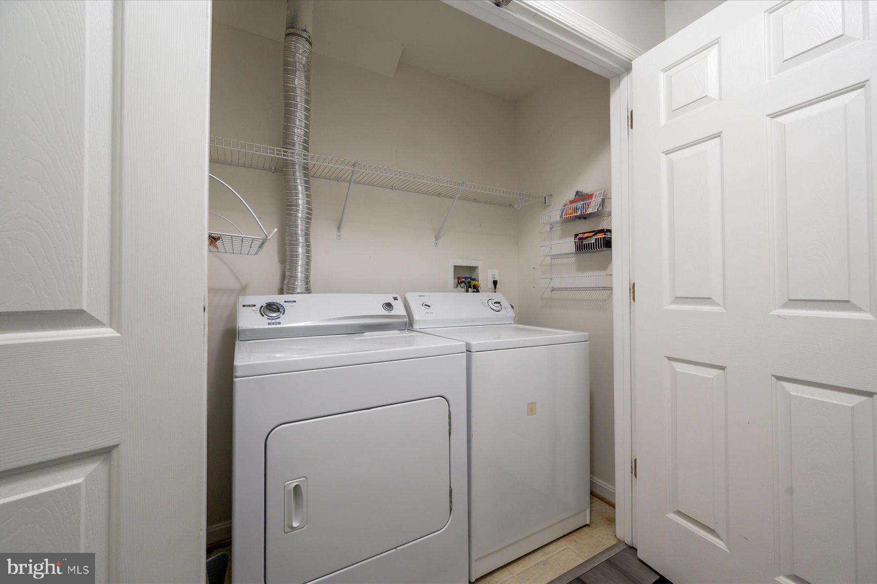 2148 HIDEAWAY CT #27