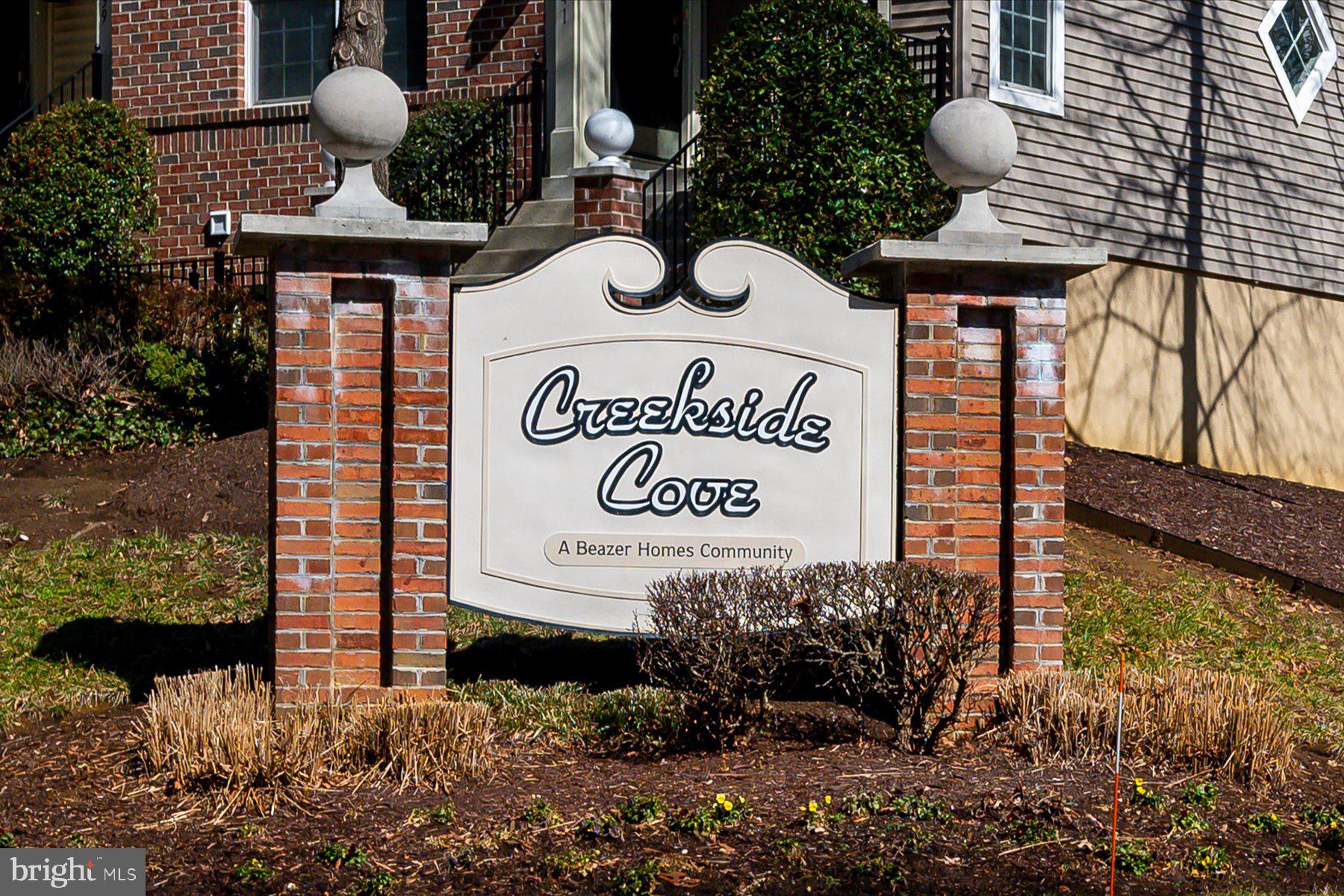 2148 HIDEAWAY CT #27