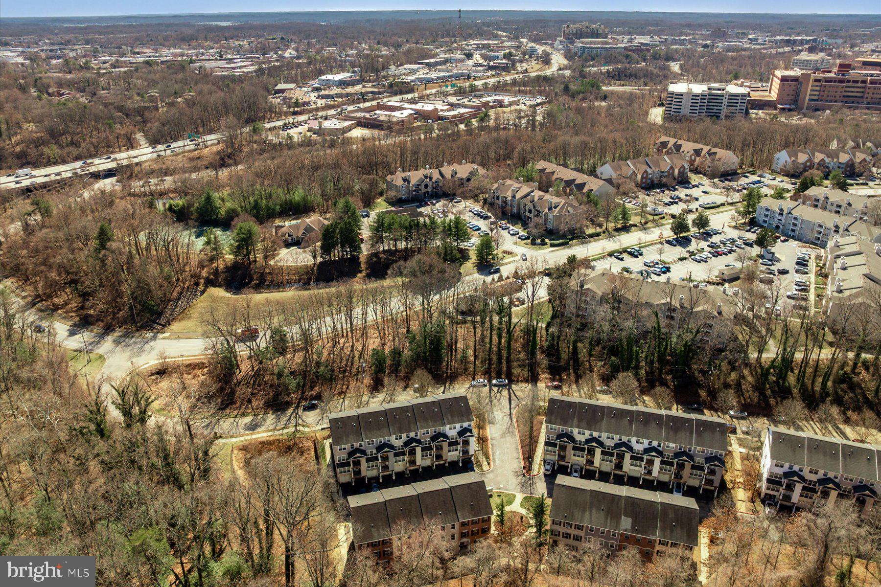 2148 HIDEAWAY CT #27