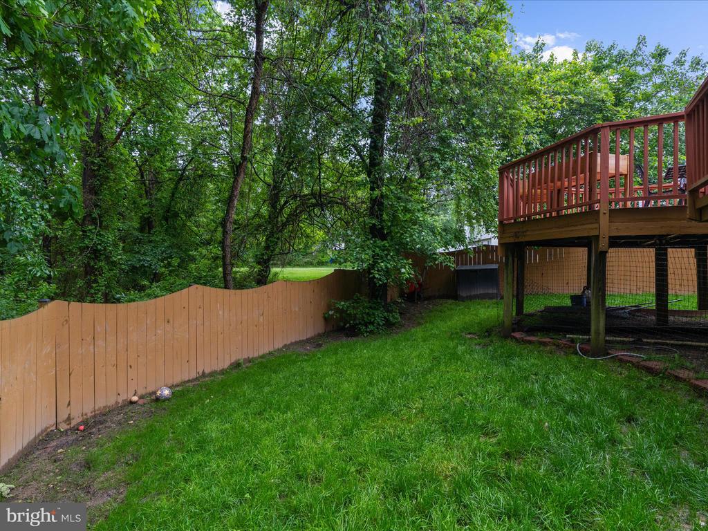 1904 Artillery Ln
