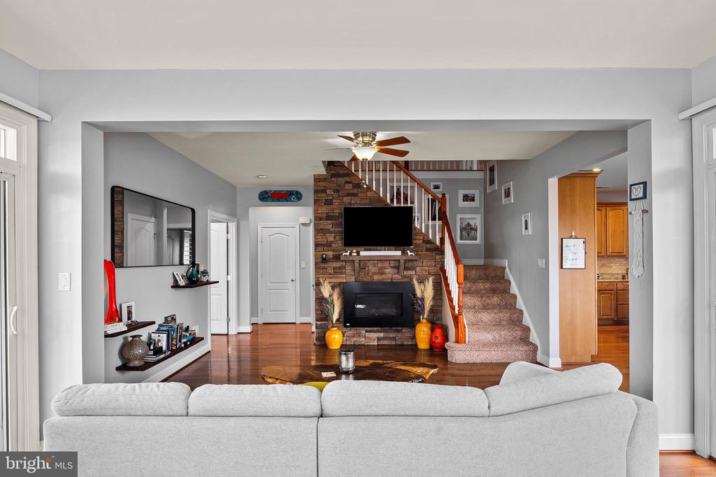 7802 HARBOR ROAD