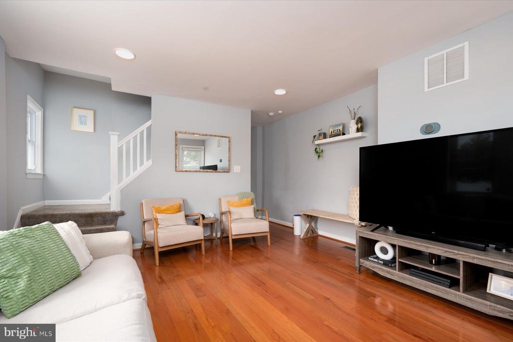 1005 Madison Ct