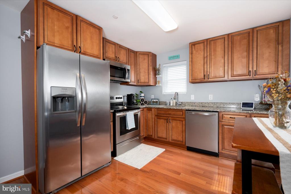 1005 Madison Ct