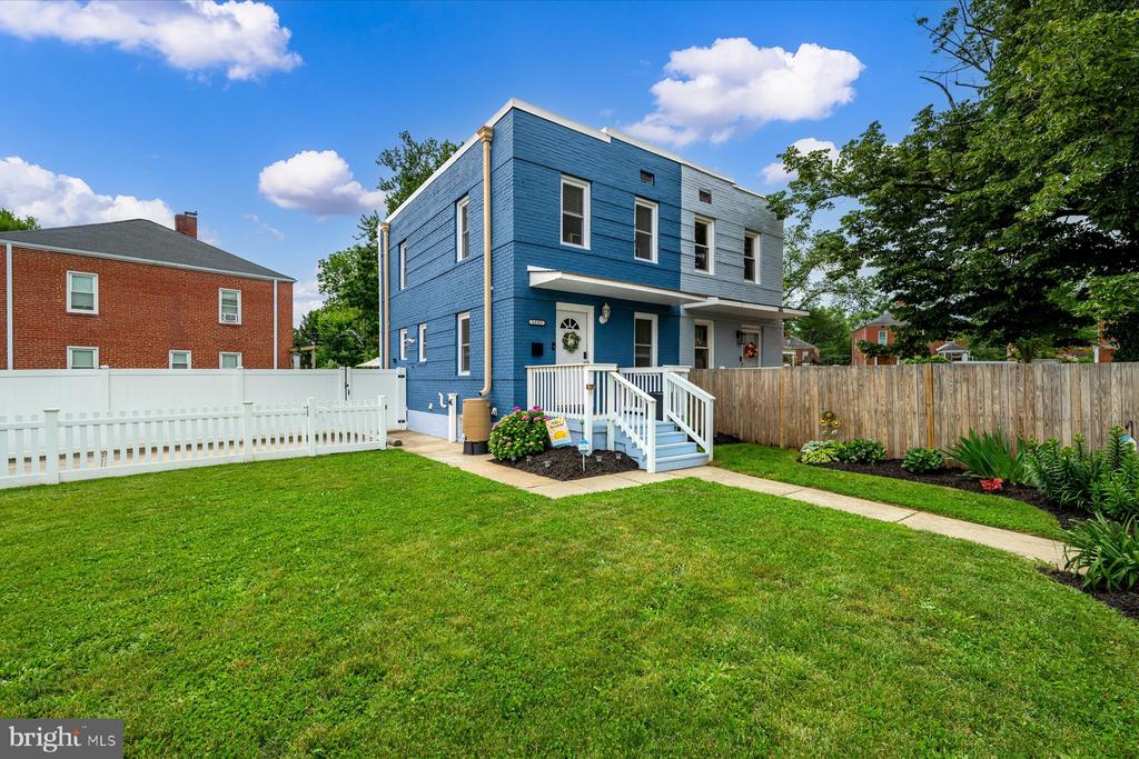 1005 Madison Ct