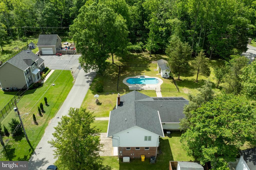 3372 Oak Dr