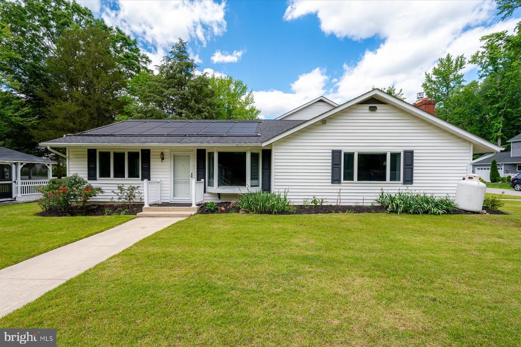 3372 Oak Dr