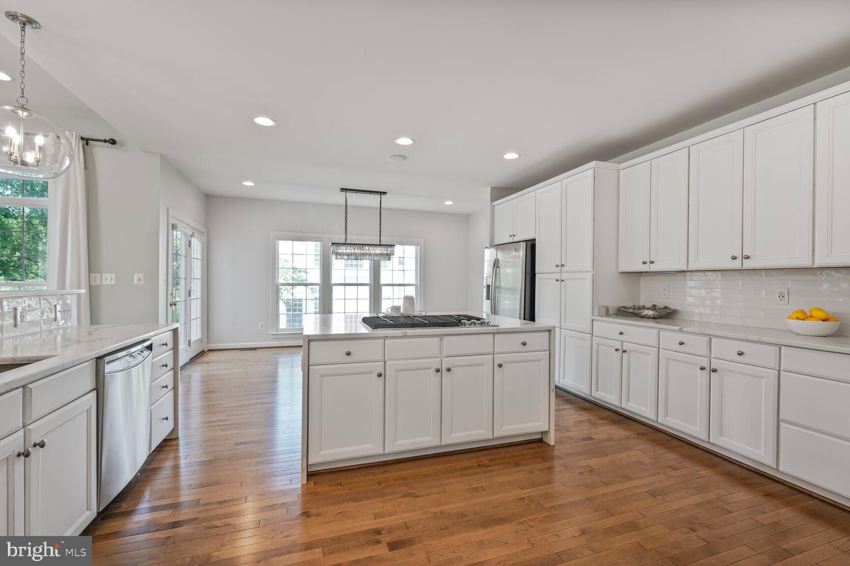 2000 MONTICELLO DRIVE