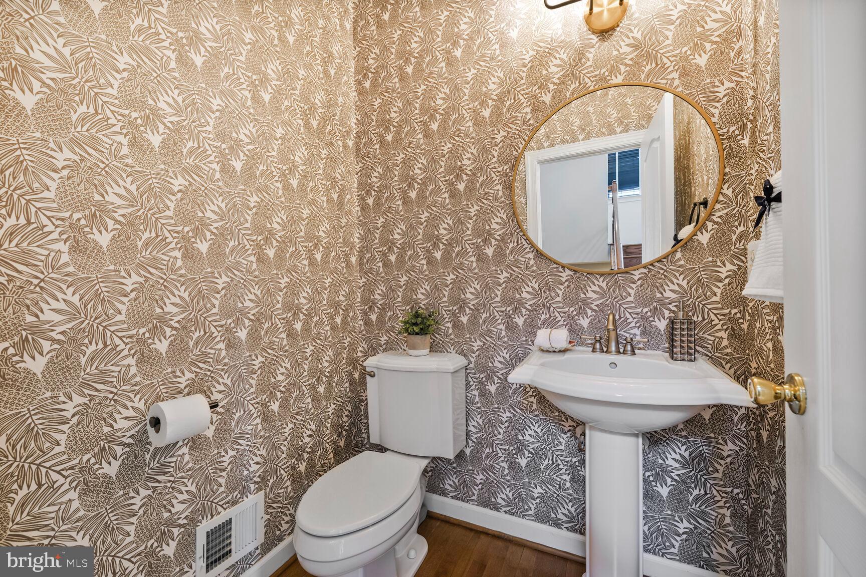 2000 MONTICELLO DRIVE