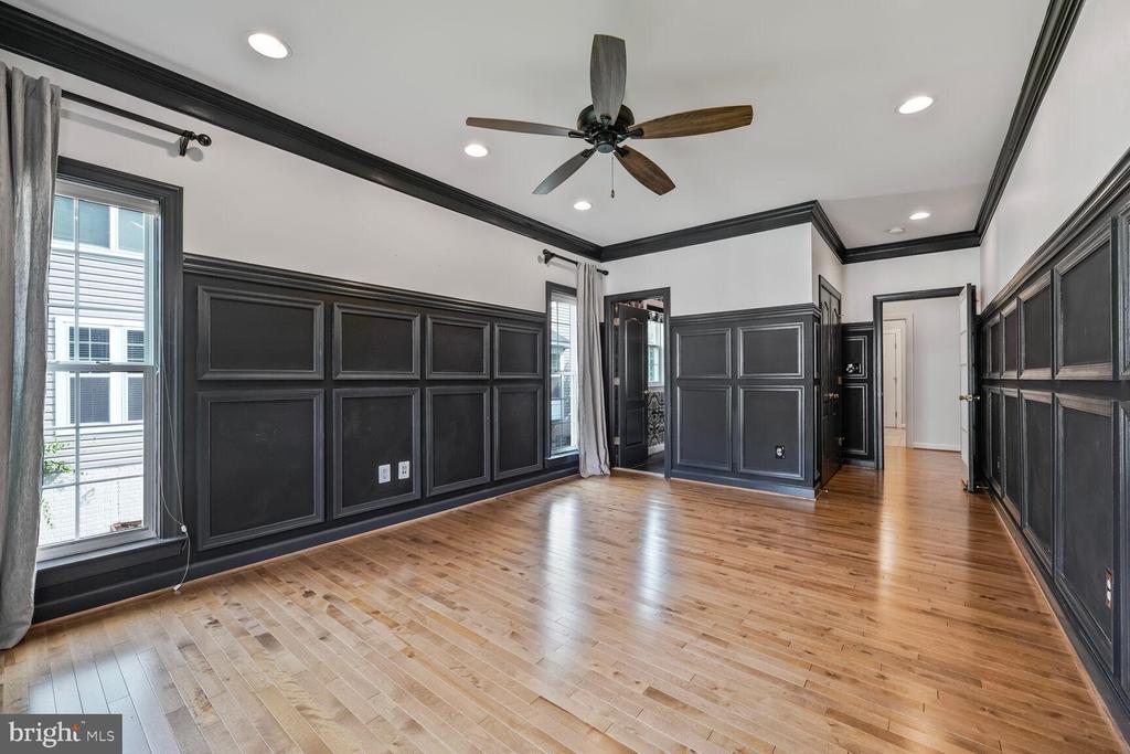 2000 MONTICELLO DRIVE