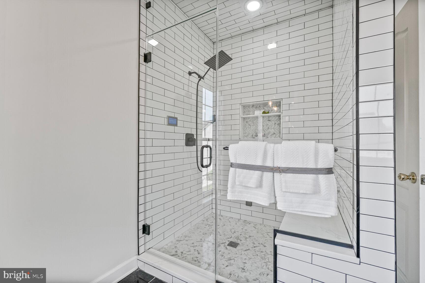 2000 MONTICELLO DRIVE