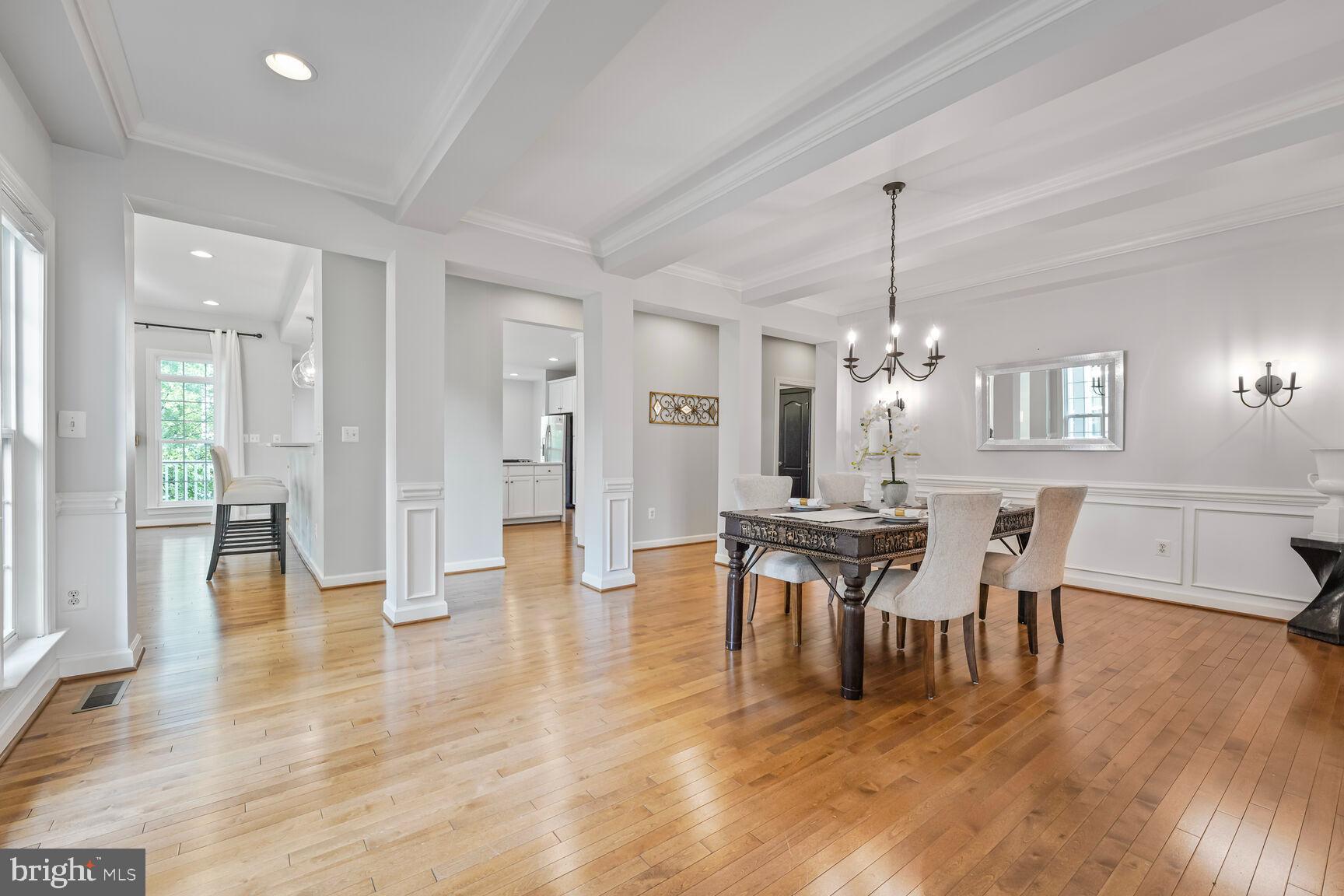 2000 MONTICELLO DRIVE